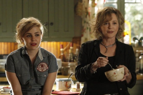 Parenthood (2010) : Bild Mae Whitman, Bonnie Bedelia