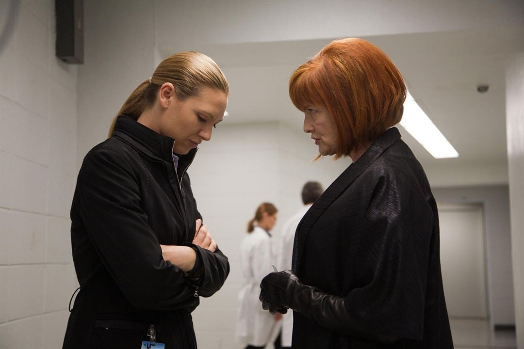 Fringe - Grenzfälle des FBI : Bild Anna Torv, Blair Brown