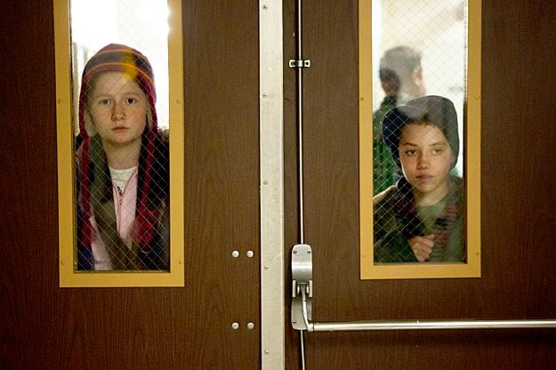 Shameless (US) : Bild Emma Kenney, Ethan Cutkosky