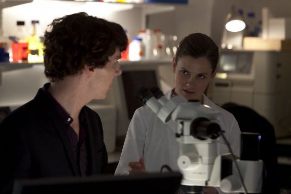 Sherlock : Bild Benedict Cumberbatch, Louise Brealey