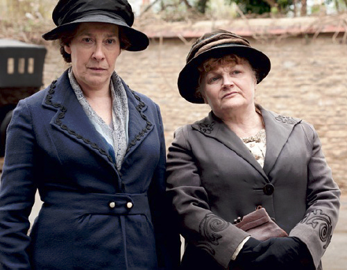 Downton Abbey : Bild Phyllis Logan, Lesley Nicol