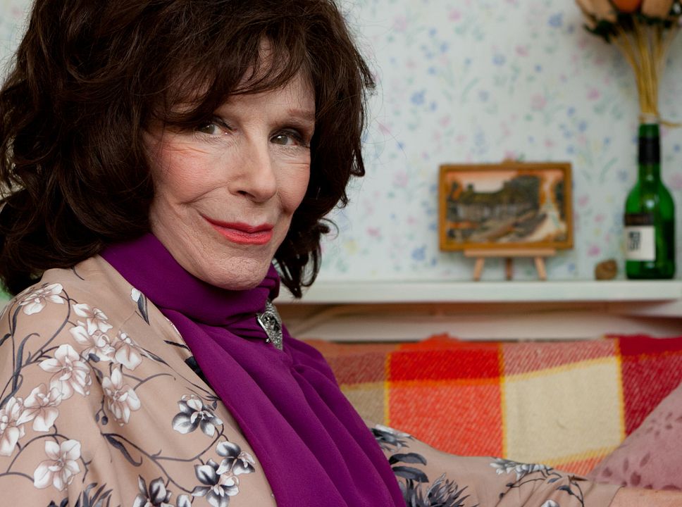 Skins - Hautnah : Bild Fenella Fielding