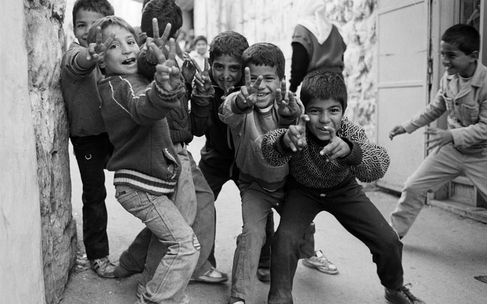 Kinder der Steine - Kinder der Mauer : Bild