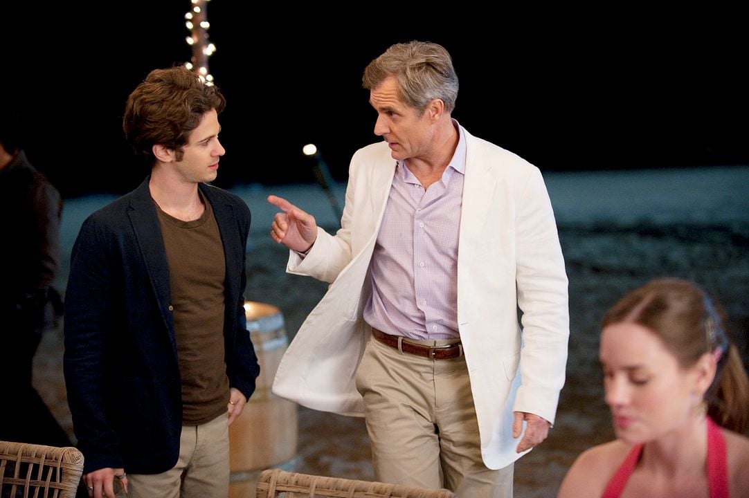 Revenge : Bild Connor Paolo, Henry Czerny