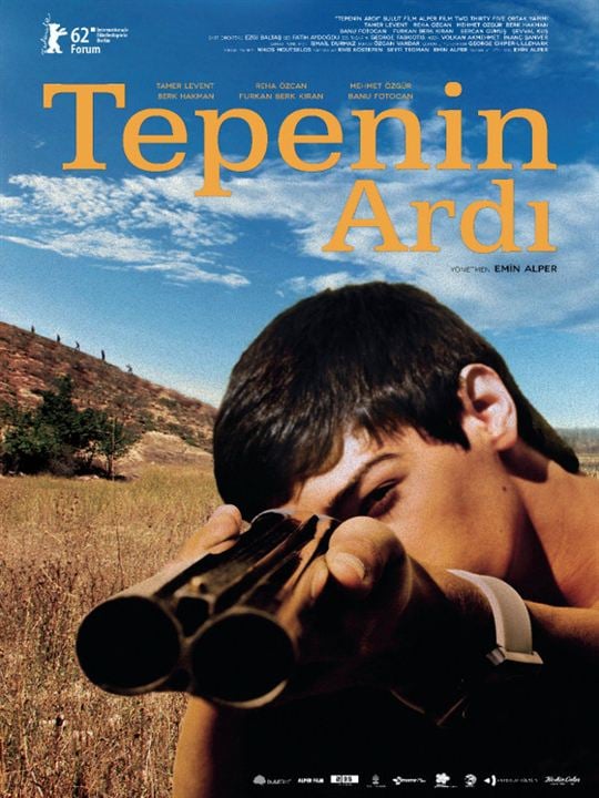 Tepenin Ardı - Beyond the Hill : Kinoposter