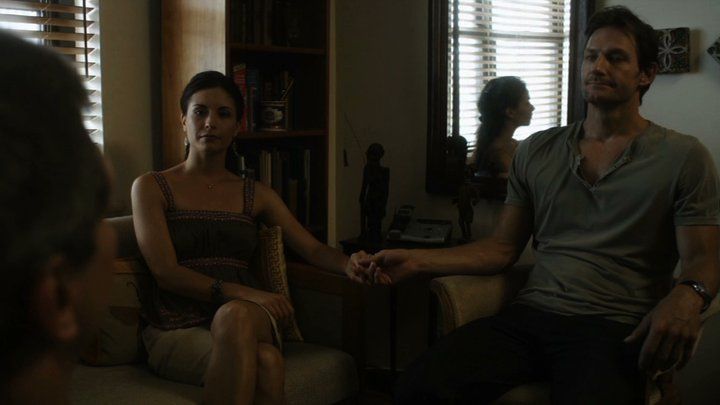 All Dark Places : Bild