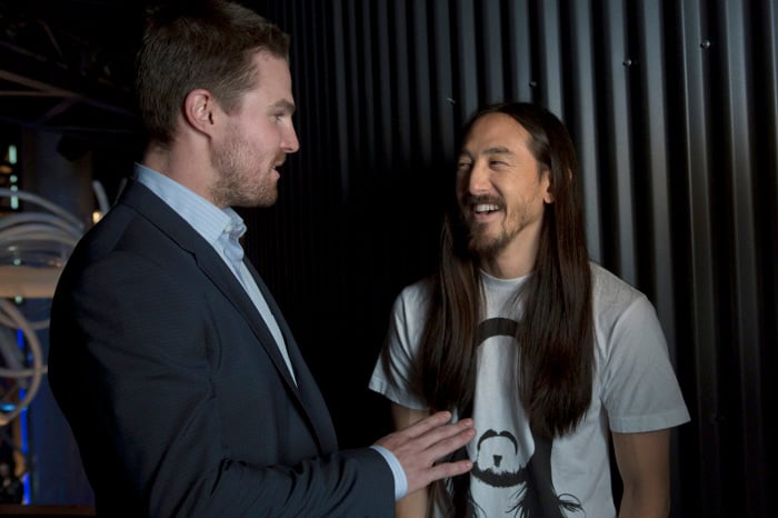 Arrow : Bild Steve Aoki, Stephen Amell