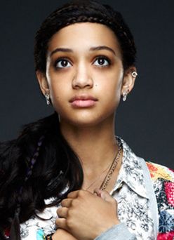 Kinoposter Samantha Logan