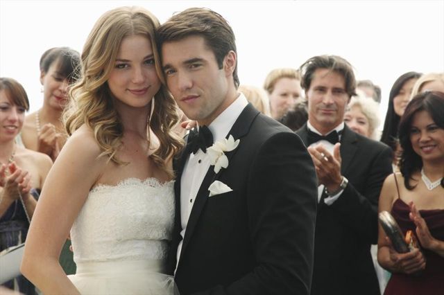 Revenge : Bild Joshua Bowman, Emily VanCamp