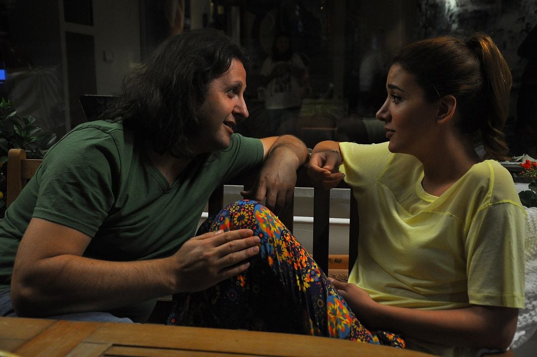 Kedi Özledi : Bild Algı Eke, İlker Ayrık