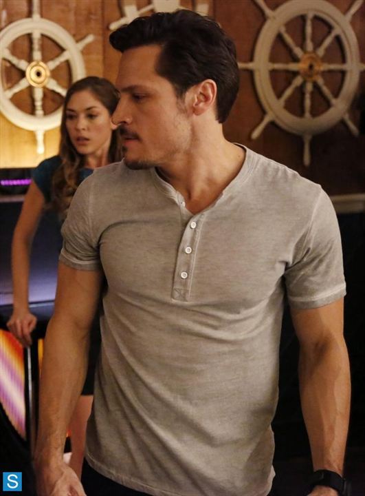 Revenge : Bild Annabelle Stephenson, Nick Wechsler (II)