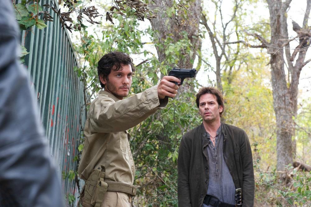 Revolution (2012) : Bild Mat Vairo, Billy Burke