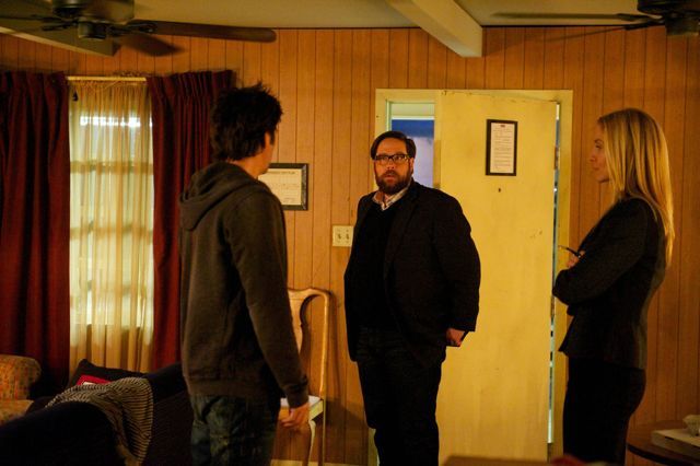 Revolution (2012) : Bild Elizabeth Mitchell, Zak Orth