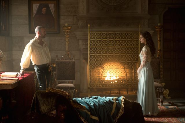 Reign : Bild Alan Van Sprang, Caitlin Stasey