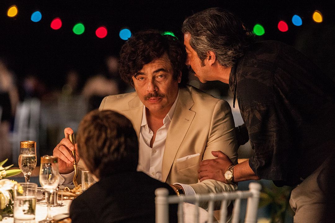 Escobar - Paradise Lost : Bild Benicio Del Toro