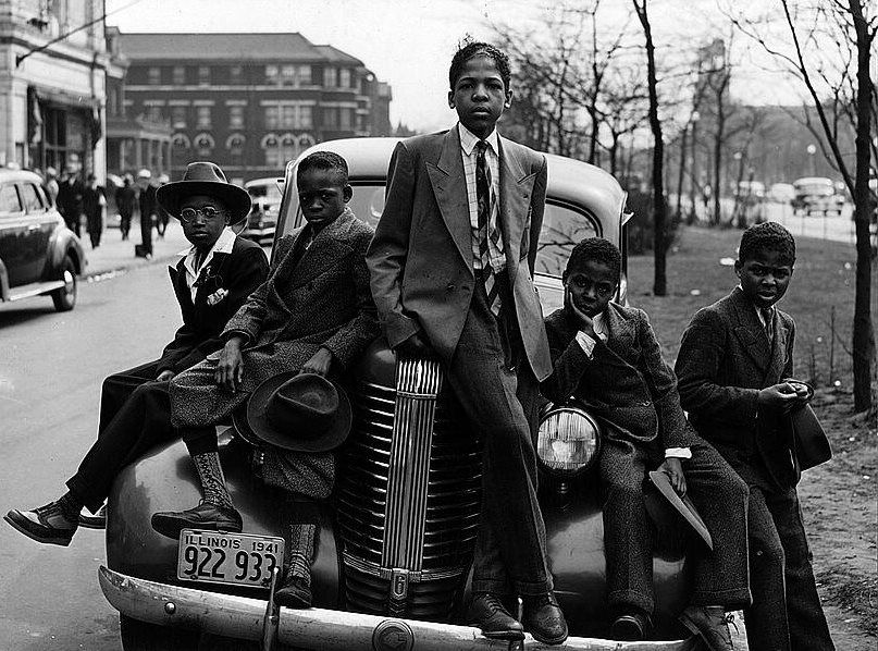 Through a Lens Darkly: Black Photographers and the Emergence of a People : Bild