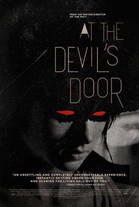 At the Devil's Door : Kinoposter