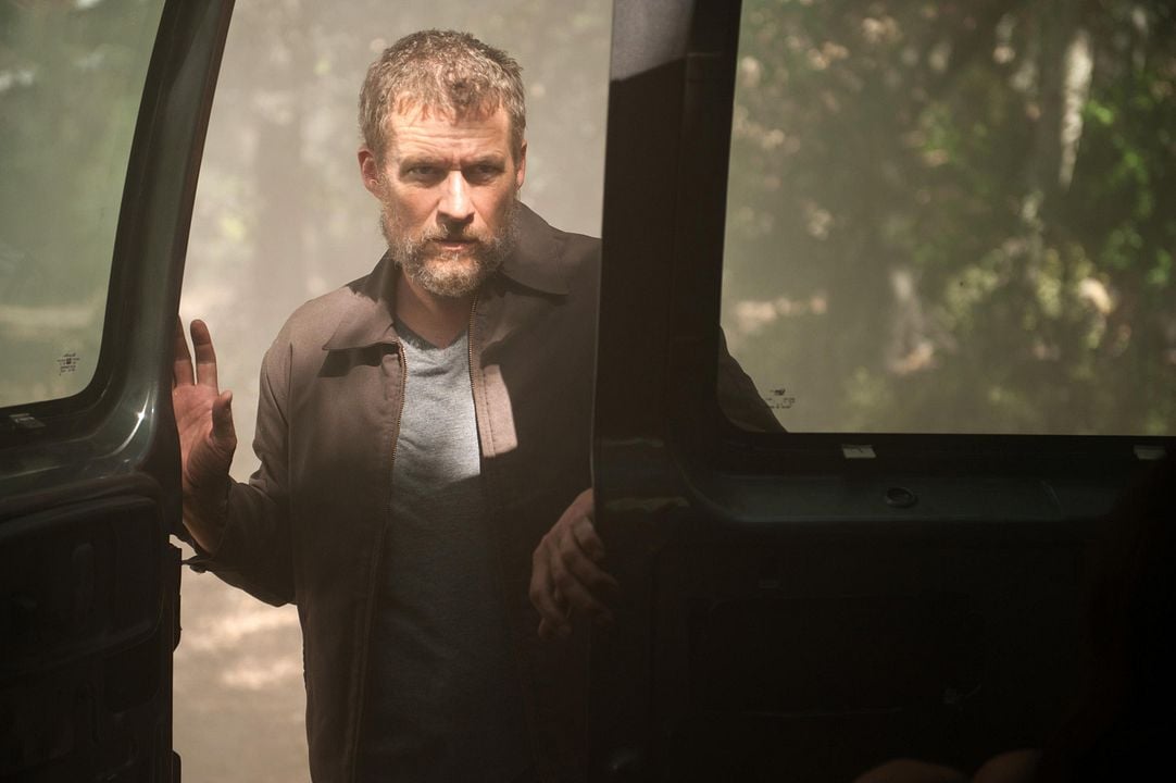 Revenge : Bild James Tupper