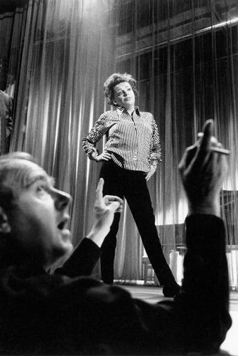 I Could Go on Singing : Bild