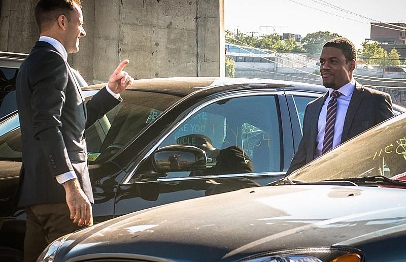 Elementary : Bild Jon Michael Hill