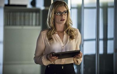 Arrow : Bild Emily Bett Rickards