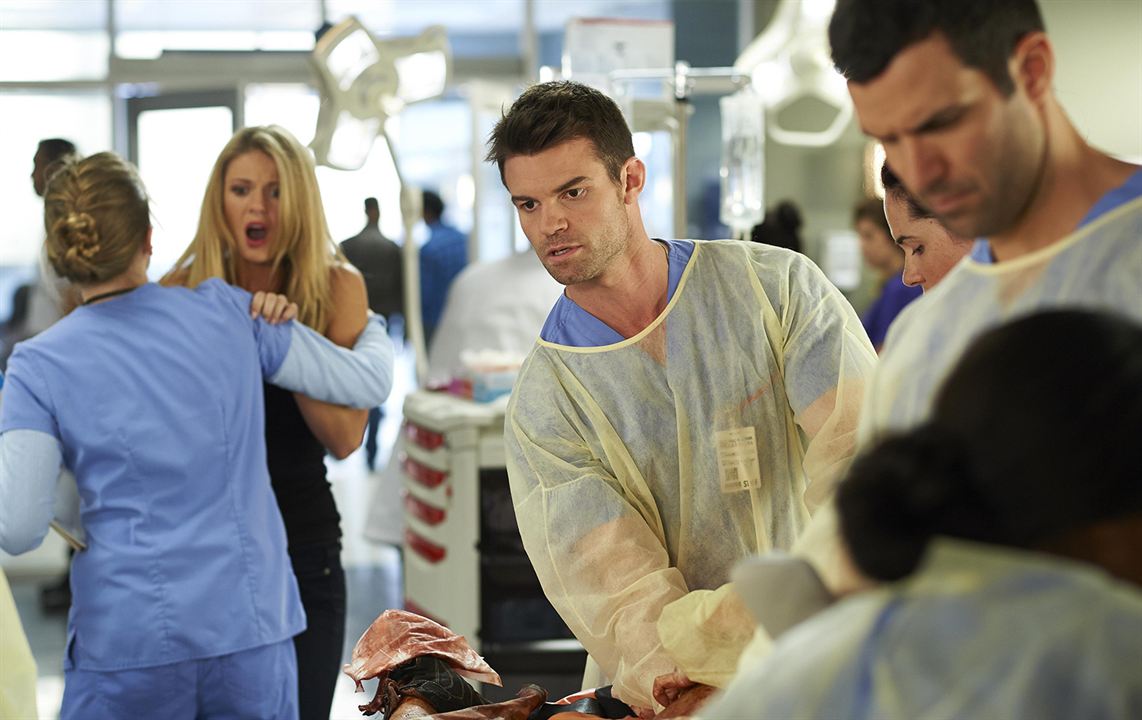 Saving Hope : Bild Daniel Gillies