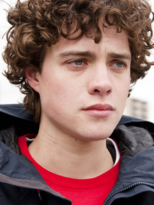 Kinoposter Douglas Smith (III)