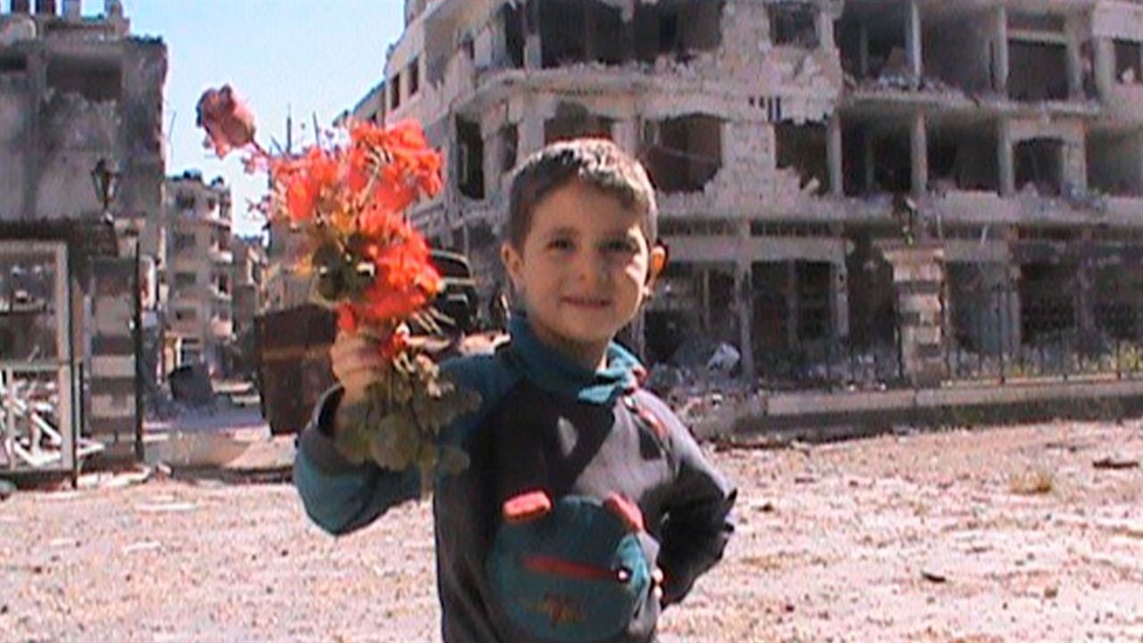 Silvered Water, Syria Self-Portrait : Bild