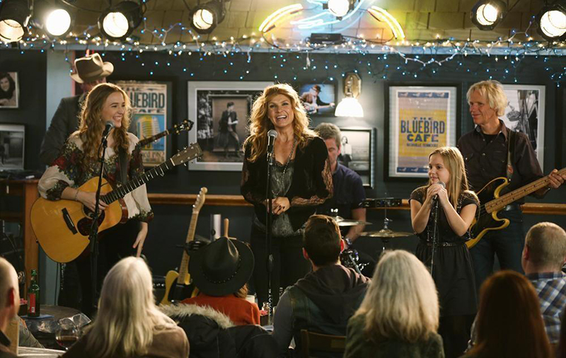 Nashville : Bild Lennon Stella, Connie Britton, Maisie Stella