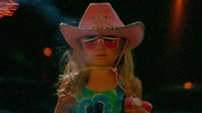 Tired Moonlight : Bild