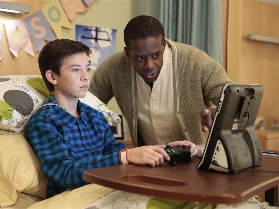 Red Band Society : Bild Griffin Gluck, Adrian Lester