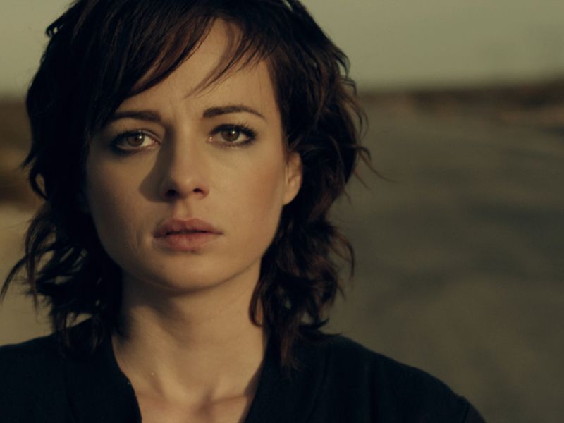 At the Devil's Door : Bild