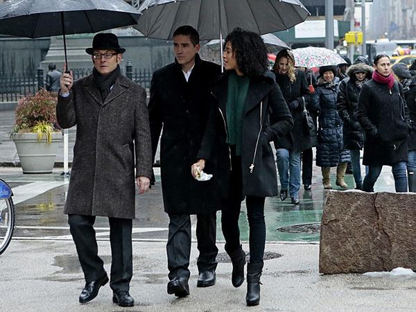 Person Of Interest : Bild Jim Caviezel, Michael Emerson, Annie Ilonzeh