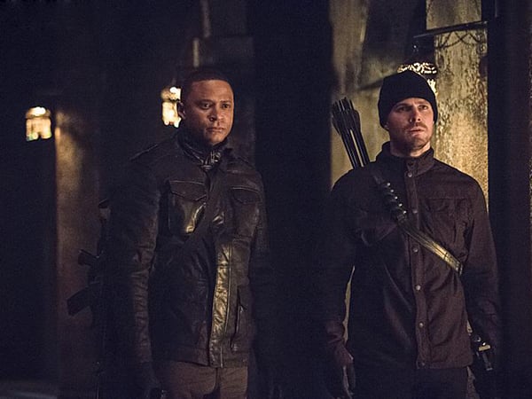 Arrow : Bild David Ramsey, Stephen Amell