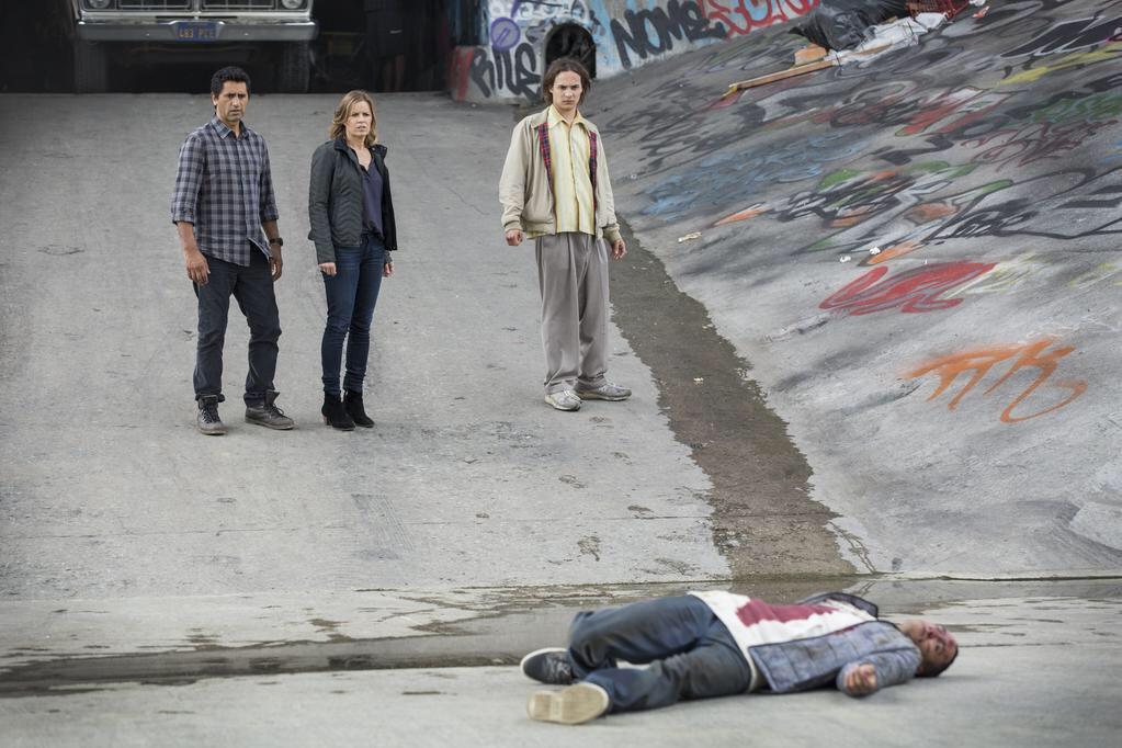Fear The Walking Dead : Bild Frank Dillane, Cliff Curtis, Kim Dickens