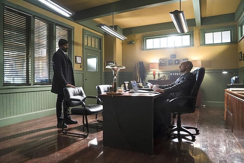 The Flash : Bild Paul Blackthorne, Jesse L. Martin