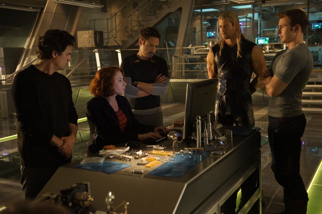 Avengers 2: Age Of Ultron : Bild Mark Ruffalo, Robert Downey Jr., Chris Hemsworth, Scarlett Johansson, Chris Evans