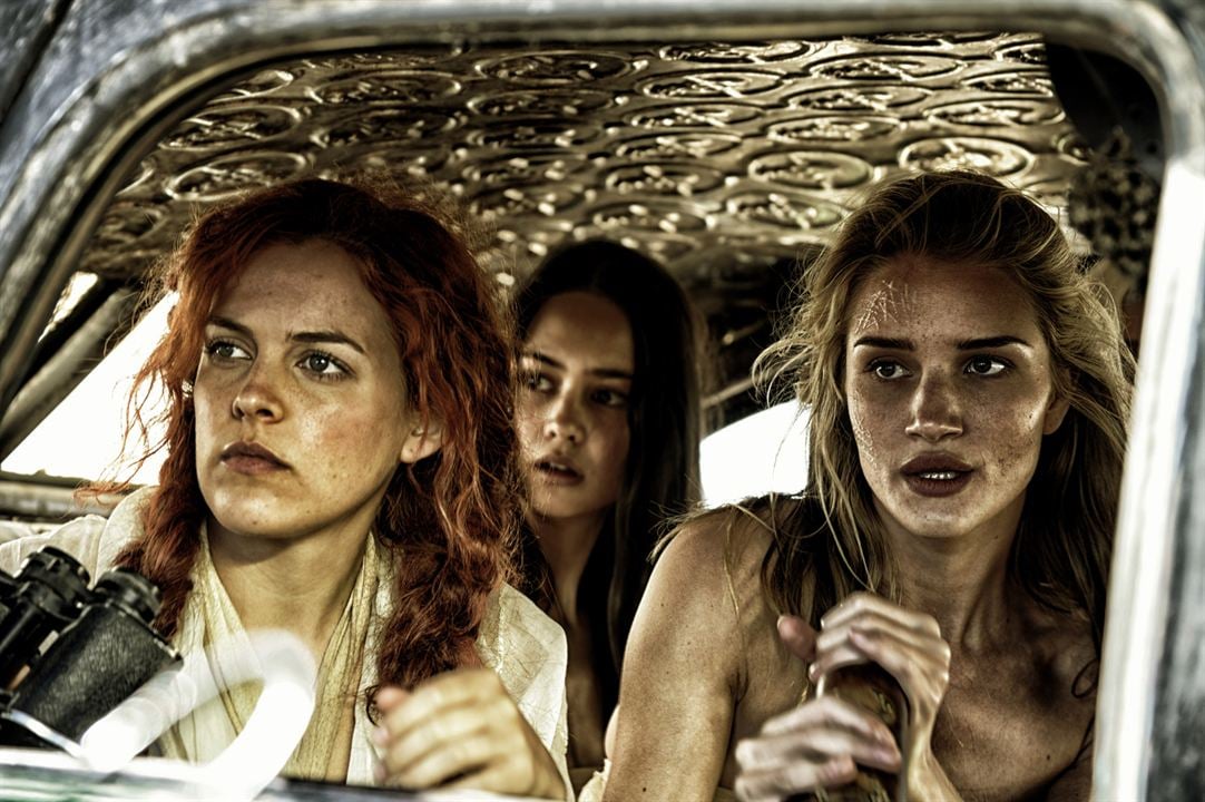 Mad Max: Fury Road : Bild Riley Keough, Rosie Huntington-Whiteley, Courtney Eaton