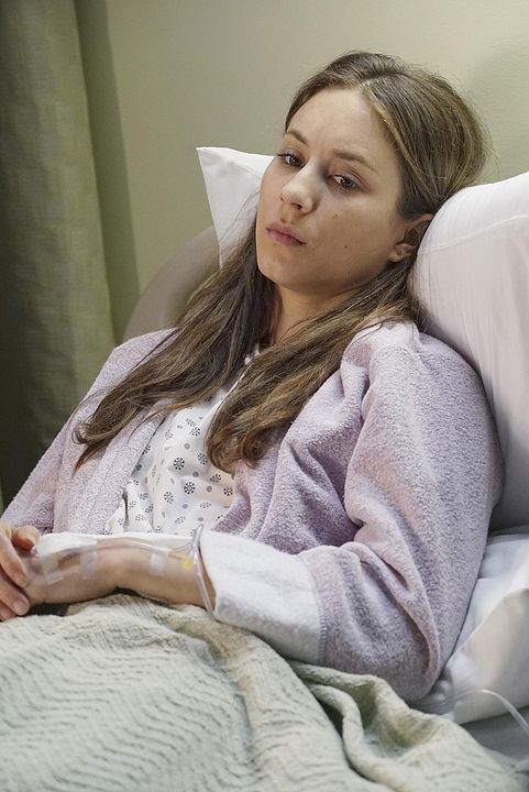 Pretty Little Liars : Bild Troian Bellisario