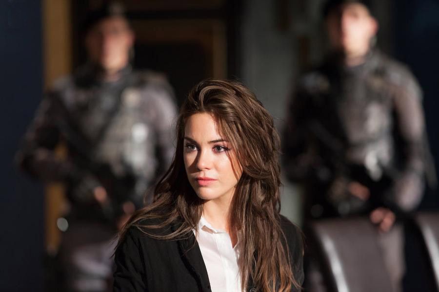 Dominion : Bild Roxanne McKee