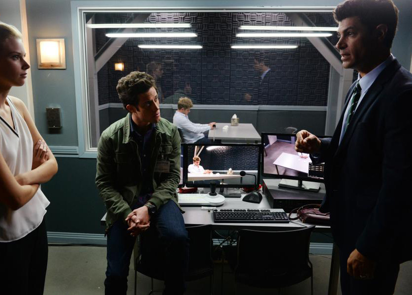 Stitchers : Bild Emma Ishta, Damon Dayoub