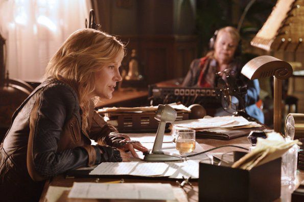 Defiance : Bild Julie Benz