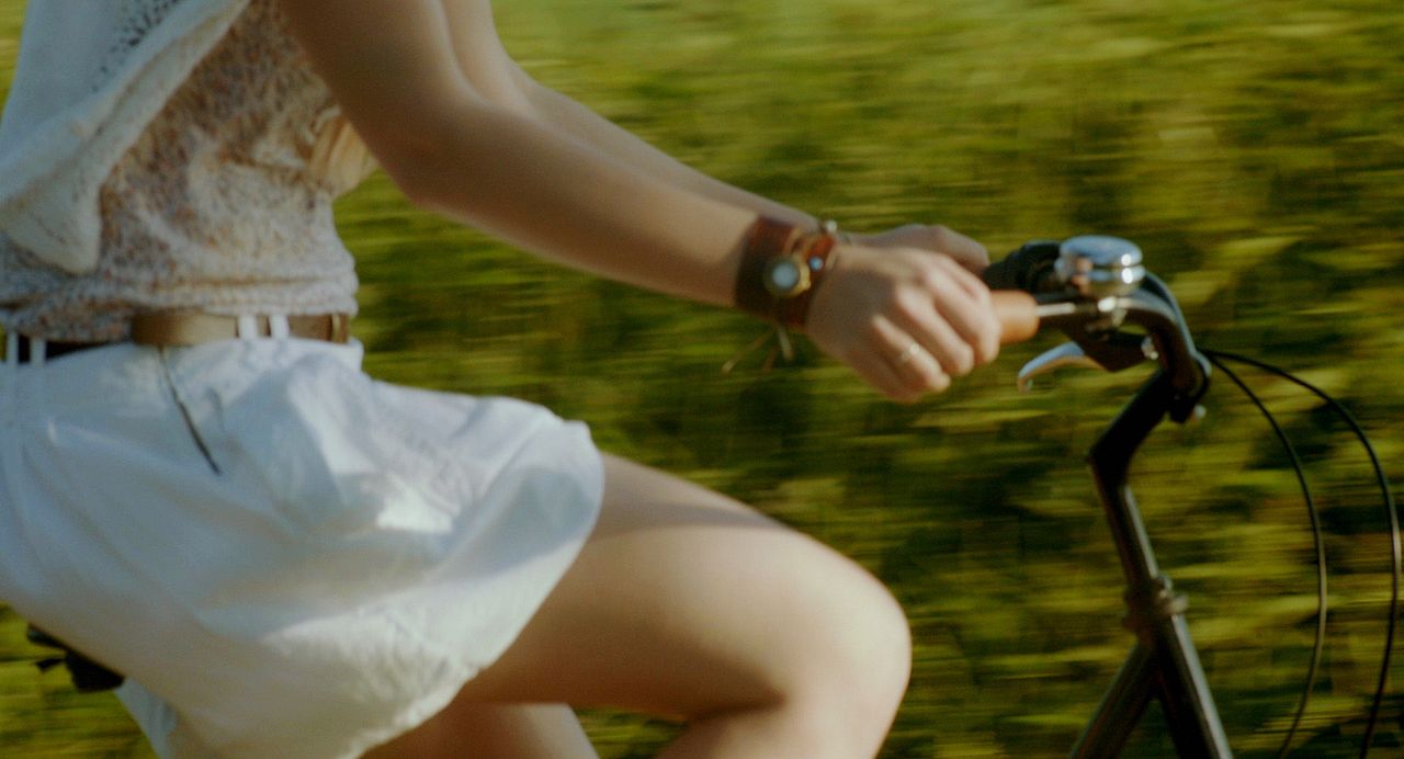 Kleine graue Wolke : Bild