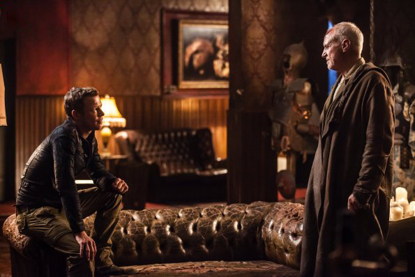 Dominion : Bild Christopher Egan, Alan Dale