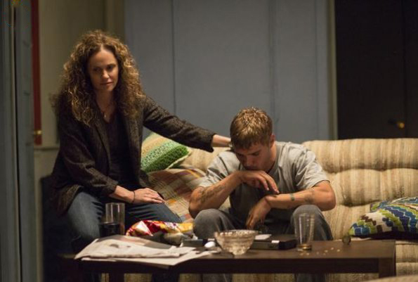 Bild Chris Zylka, Amy Brenneman