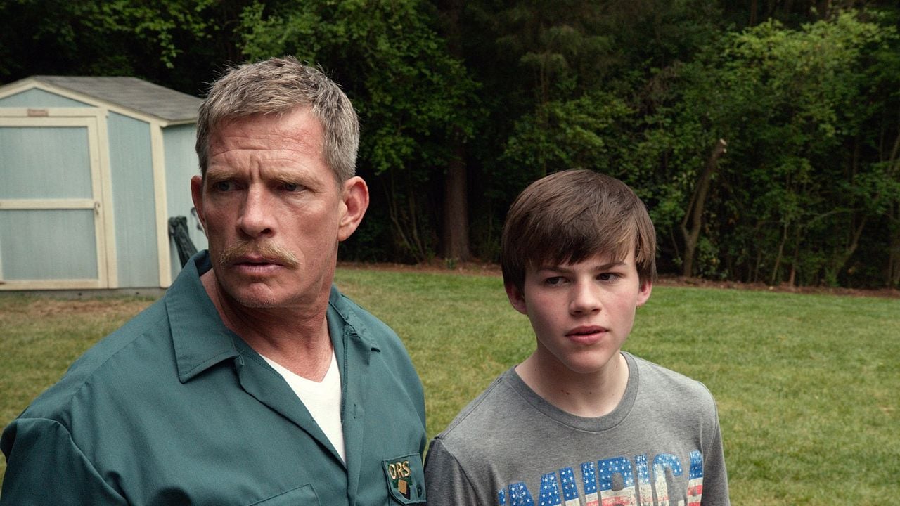 Max : Bild Thomas Haden Church, Josh Wiggins