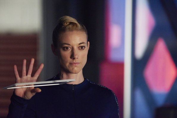 Dark Matter : Bild Zoie Palmer