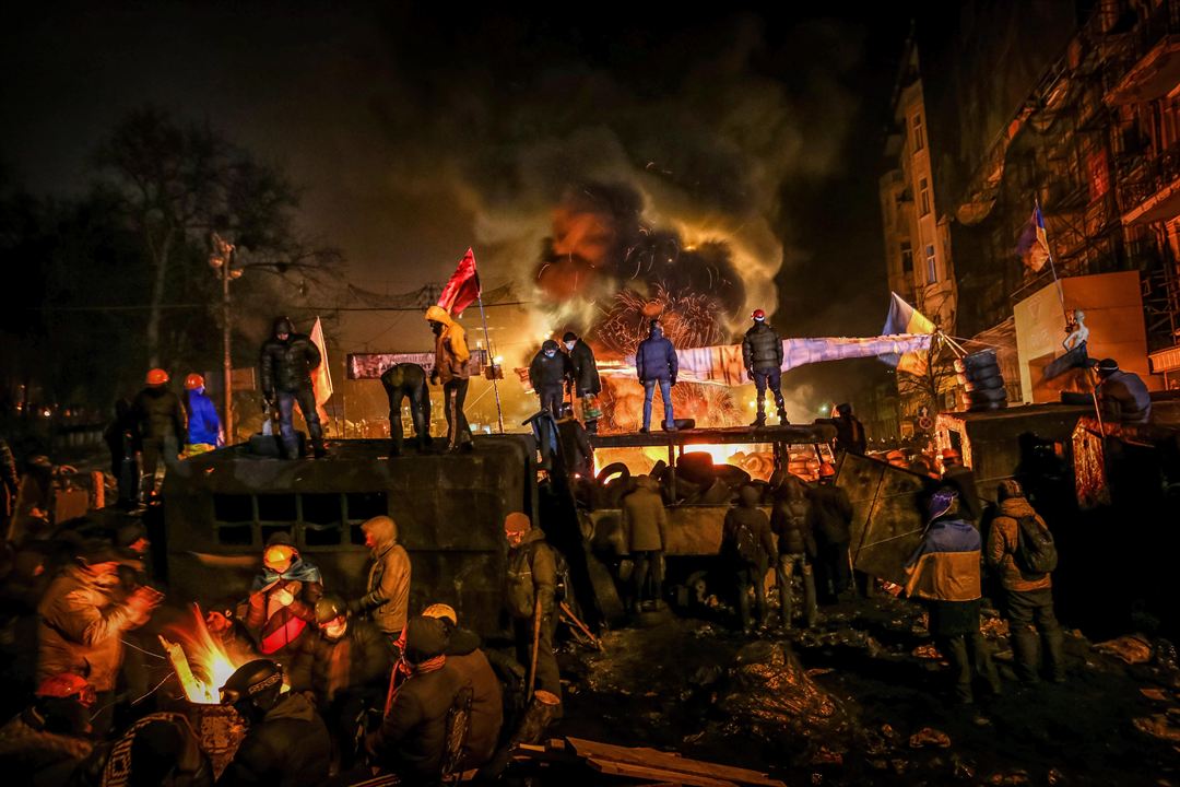 Winter On Fire: Ukraine's Fight For Freedom : Bild