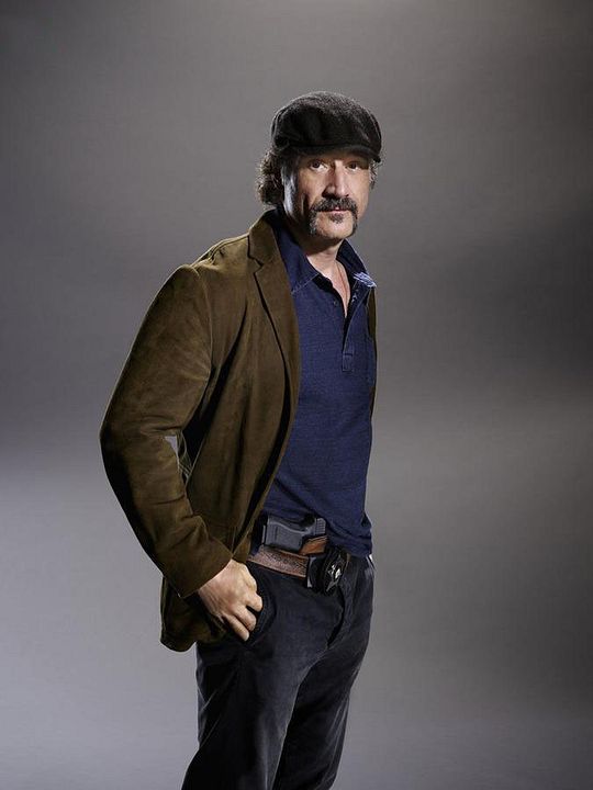 Bild Elias Koteas