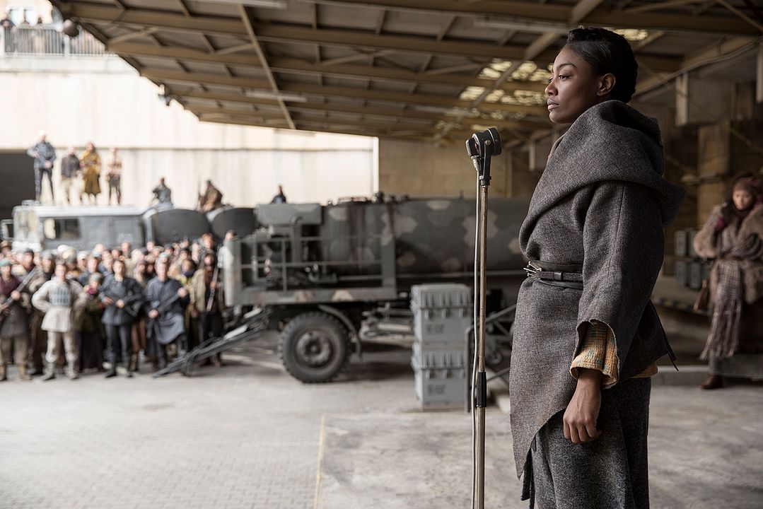 Die Tribute von Panem 4 - Mockingjay Teil 2 : Bild Patina Miller
